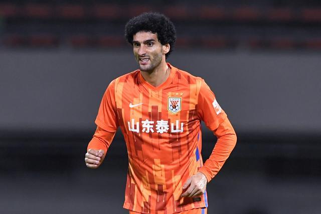 如意体育网页版-【中超】段刘愚2球费莱尼破门 山东5比0青岛3分领跑